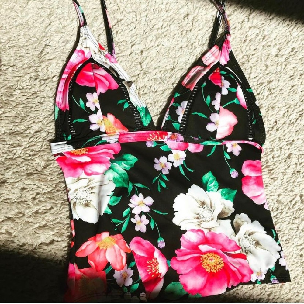 Small one piece swimming suit